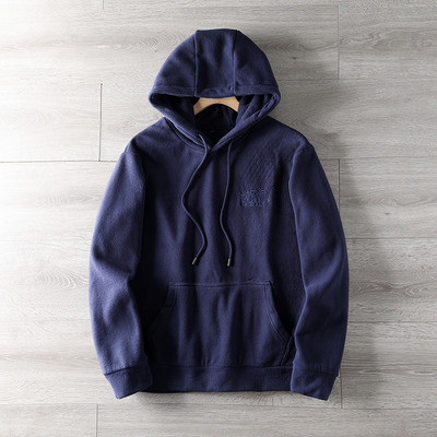 Egyszínű hétköznapi pulóver felirattal és kapucnival