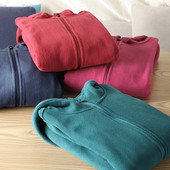 Téli férfi pulóver cipzárral és kapucnival