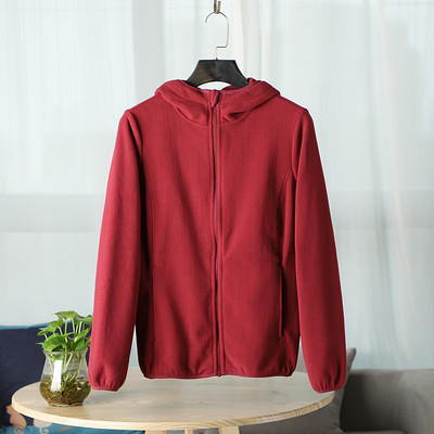 Téli férfi pulóver cipzárral és kapucnival