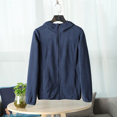 Téli férfi pulóver cipzárral és kapucnival