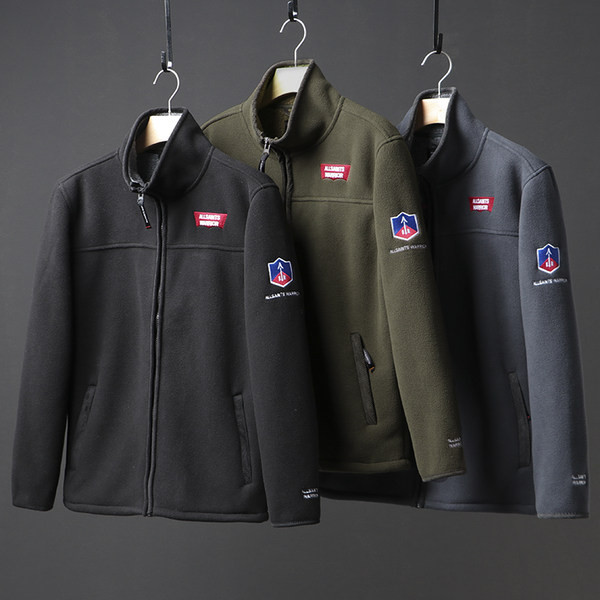 Meleg férfi pulóver cipzárral