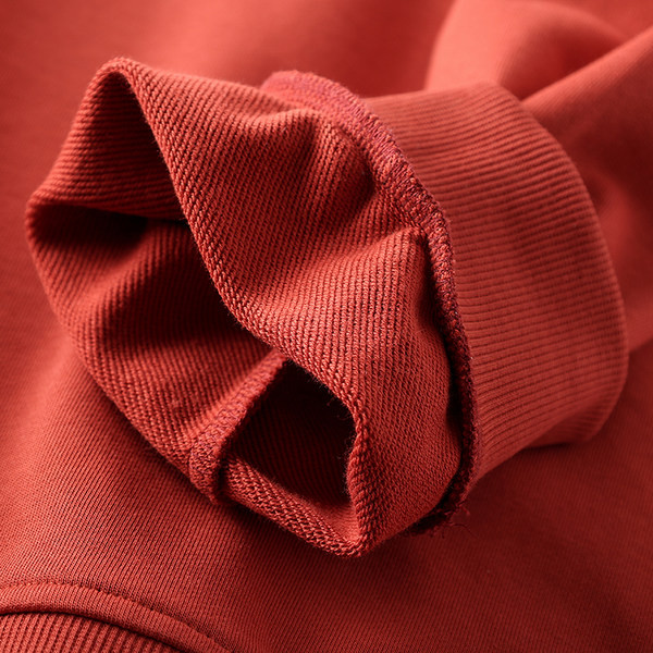 Ежедневен суичър с надписи 