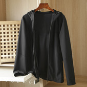 Hanorac barbatesc model uni cu gluga si inchidere cu fermoar