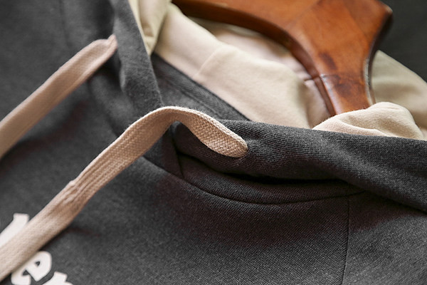 Hanorac barbatesc model gratuit cu aplicatie