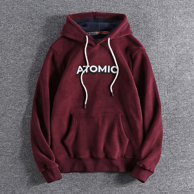 Μοντέρνο ανδρικό φούτερ με κέντημα σε τρία χρώματα