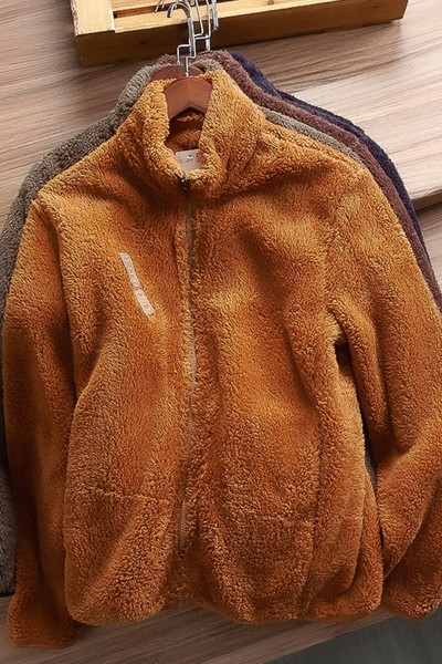 Мъжки пухен суичър с висока яка