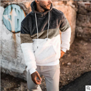 Model nou de hanorac din puf cu glugă