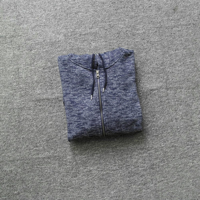 Hanorac barbatesc cu cravate si fermoar