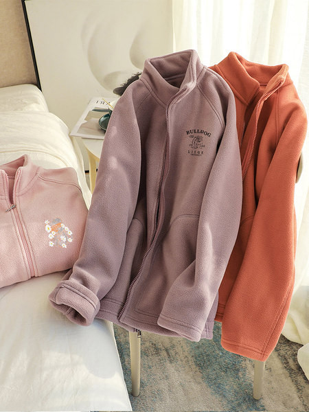 Καθημερινό φούτερ με γιακά