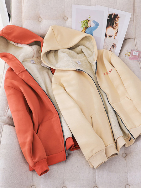 Χειμερινό φούτερ με ζεστή φόδρα για γυναίκες - πολλά μοντέλα