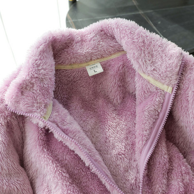 Γυναικείο χειμωνιάτικο φούτερ με χαμηλό γιακά και φερμουάρ