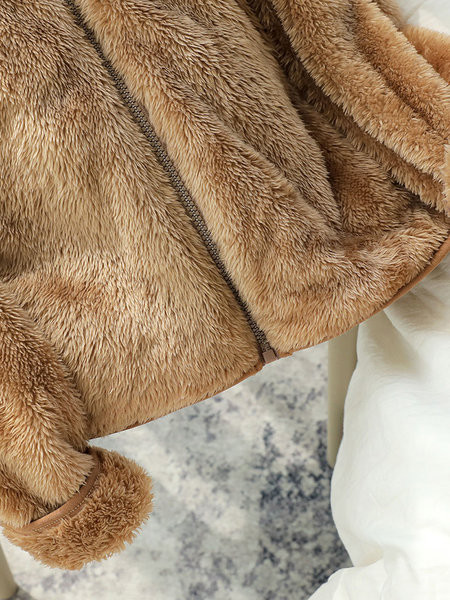 Γυναικείο χειμωνιάτικο φούτερ με χαμηλό γιακά και φερμουάρ