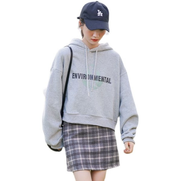 Γυναικείο casual φούτερ με επιγραφή και κουκούλα