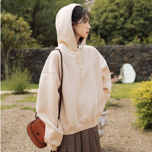 Φαρδύ μοντέλο γυναικείο φούτερ με κουκούλα σε δύο χρώματα