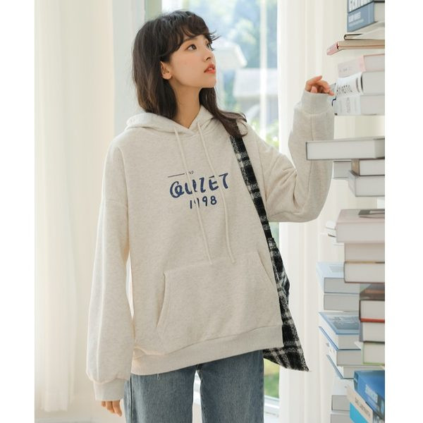 Ingyenes női pulóver zsebbel - fehér színű