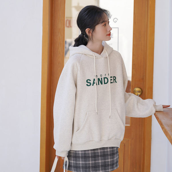 Ingyenes napi női pulóver rátéttel