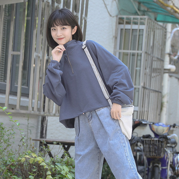 Γυναικείο φαρδύ φούτερ με κορδόνια και κουκούλα