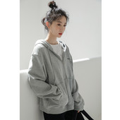 Γυναικείο φούτερ με τσέπες και κλείσιμο με φερμουάρ