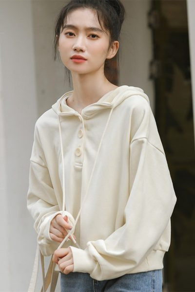 Hanorac de dama cu cravate in bej