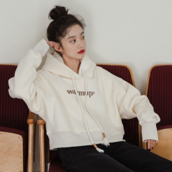 Napi női pulóver felirattal