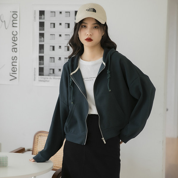 Γυναικείο φούτερ με κουκούλα και φερμουάρ σε πράσινο χρώμα