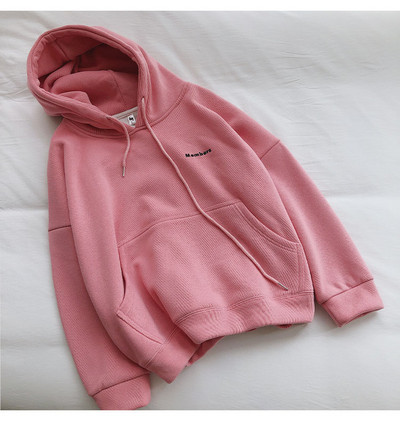 Ζεστό χειμωνιάτικο φούτερ για γυναίκες με κεντητή επιγραφή