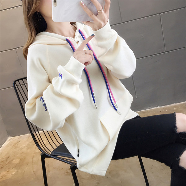 Μονόχρωμο γυναικείο φούτερ με κουκούλα