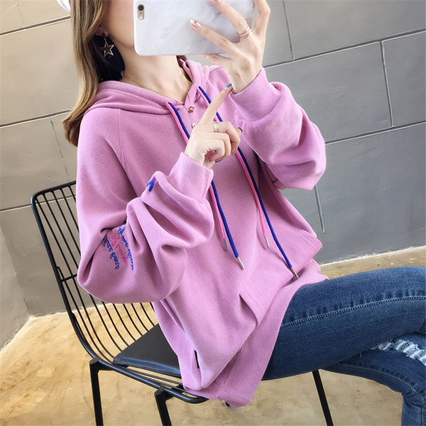 Μονόχρωμο γυναικείο φούτερ με κουκούλα