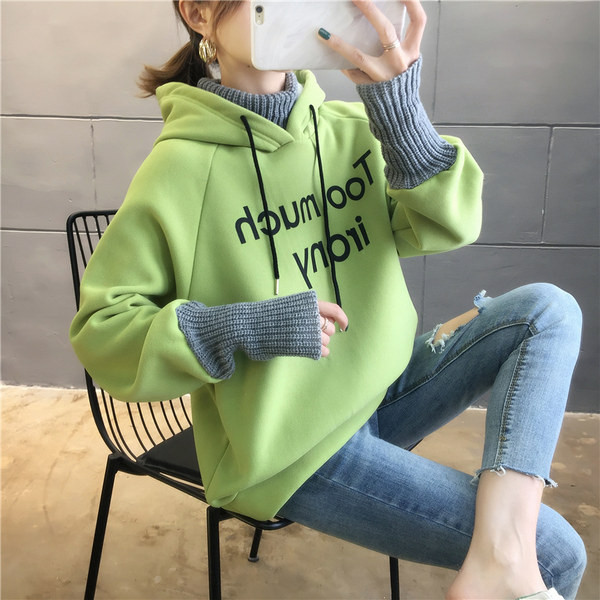 Napi női pulóver kapucnival - több modell