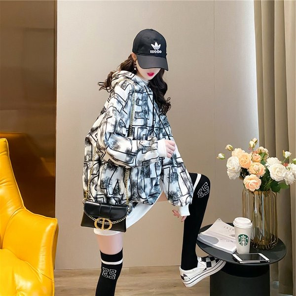 Női széles pulóver nyakkendővel - három színben