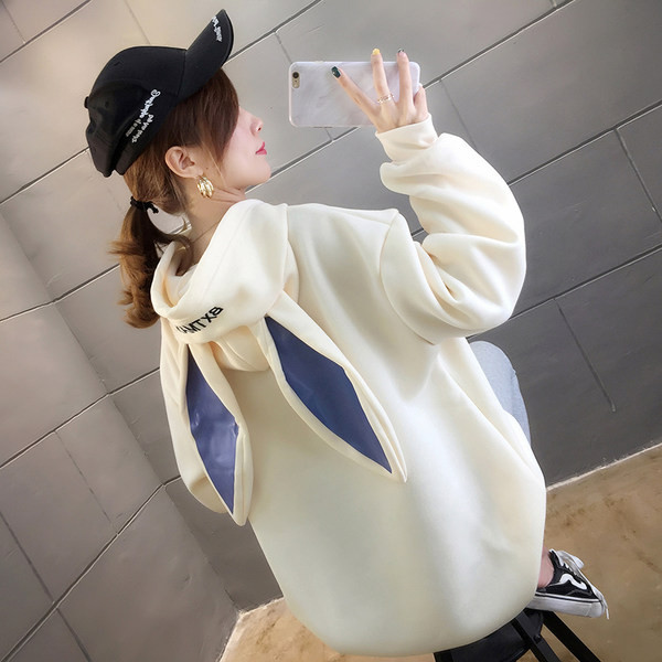 Hanorac de iarnă de damă cu glugă și elemente 3D