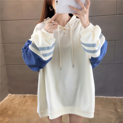 Hanorac gratuit pentru femei cu glugă