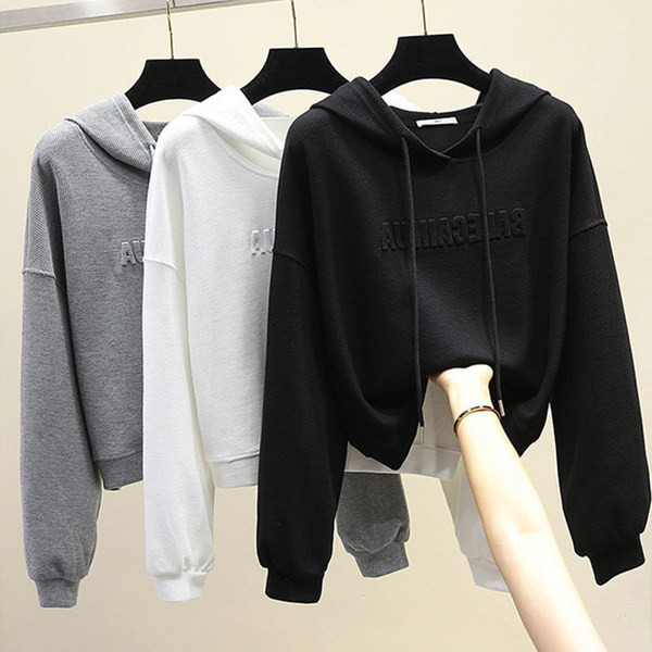 Hanorac de dama cu cravate si gluga