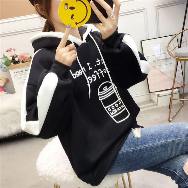 Hanorac larg de dama cu gluga si broderie