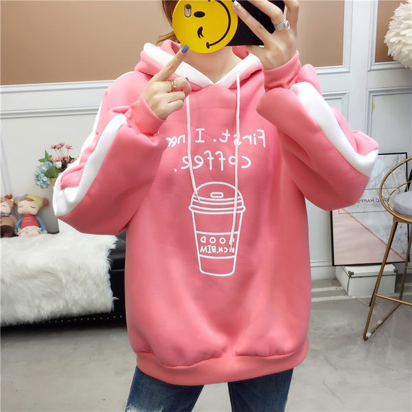 Hanorac larg de dama cu gluga si broderie