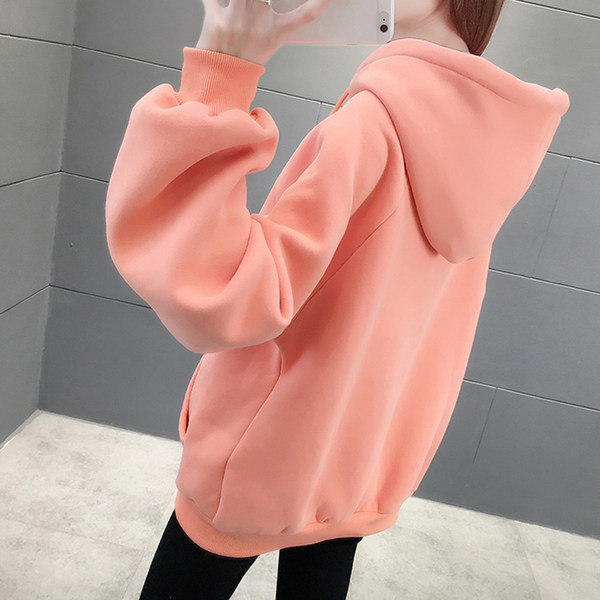 Új modell női pulóver két színben hímzéssel