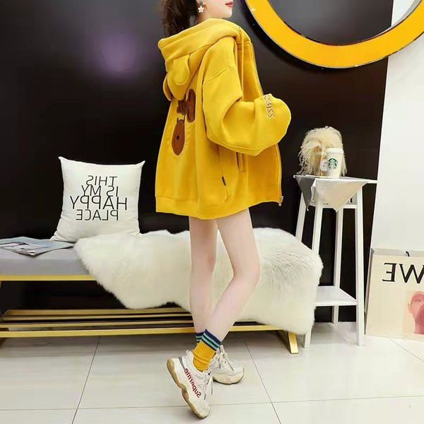 Férfi pulóver cipzárral és rátéttel, két színben