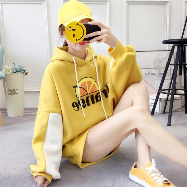 Modern női széles pulóver kapucnival és színes rátéttel