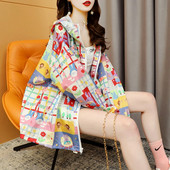 Hanorac de dama color cu gluga si aplicatii