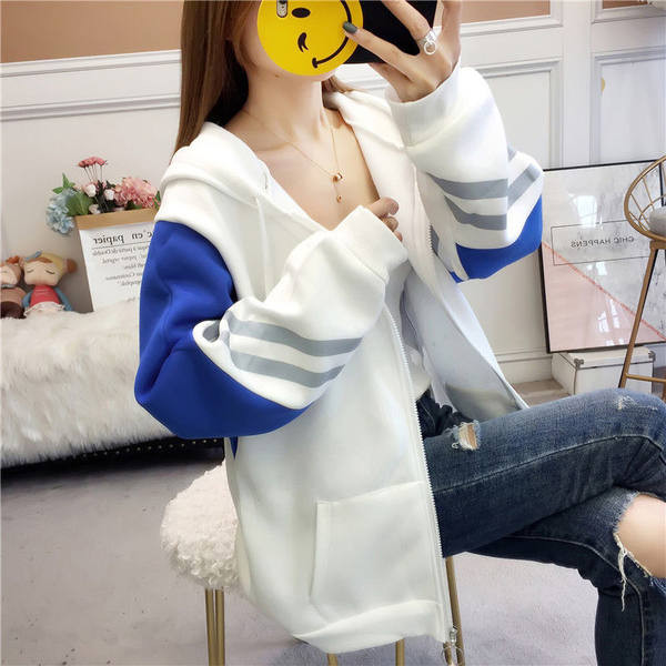 Καθημερινή φούτερ με κουκούλα - δύο μοντέλα