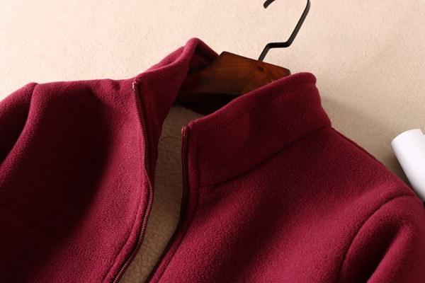 Hanorac de damă cu căptușeală caldă și fermoar