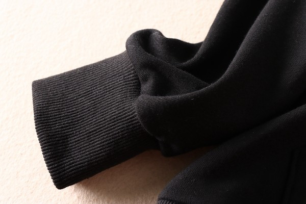 Hanorac pentru bărbați cu broderie alb-negru