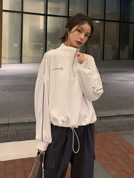 Γυναικείο αθλητικό φούτερ με κεντητή επιγραφή