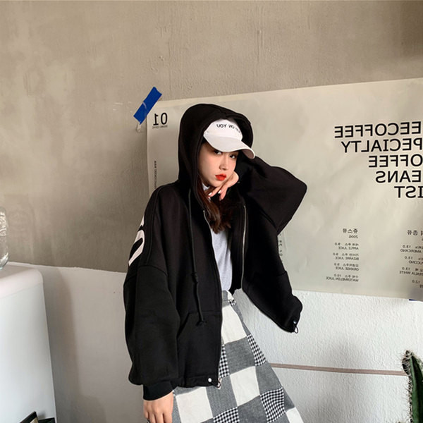 Hanorac larg de damă cu glugă