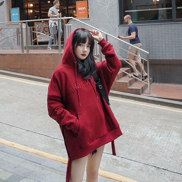 Μοντέρνο γυναικείο φαρδύ φούτερ με κουκούλα