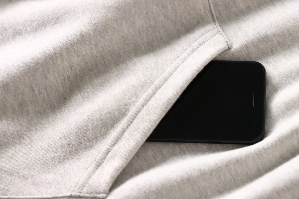 Plata modeļa sieviešu sporta krekls ar kapuci