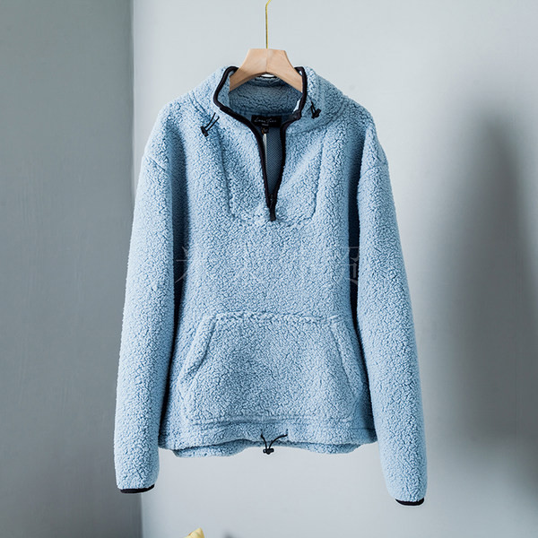 Sieviešu dūnu džemperis ar rāvējslēdzēju un kabatu