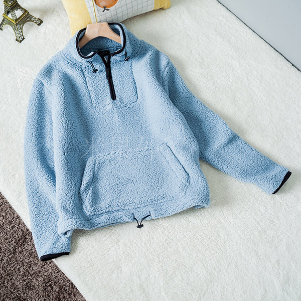 Sieviešu dūnu džemperis ar rāvējslēdzēju un kabatu