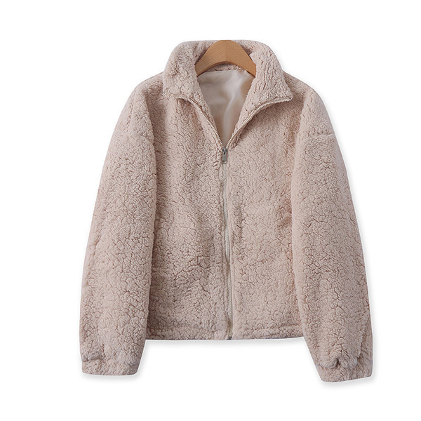 Hanorac de puf de damă cu un ou clasic