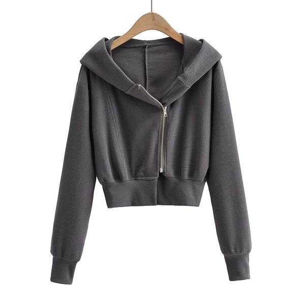 Κοντό καθημερινό φούτερ με ασύμμετρο κούμπωμα